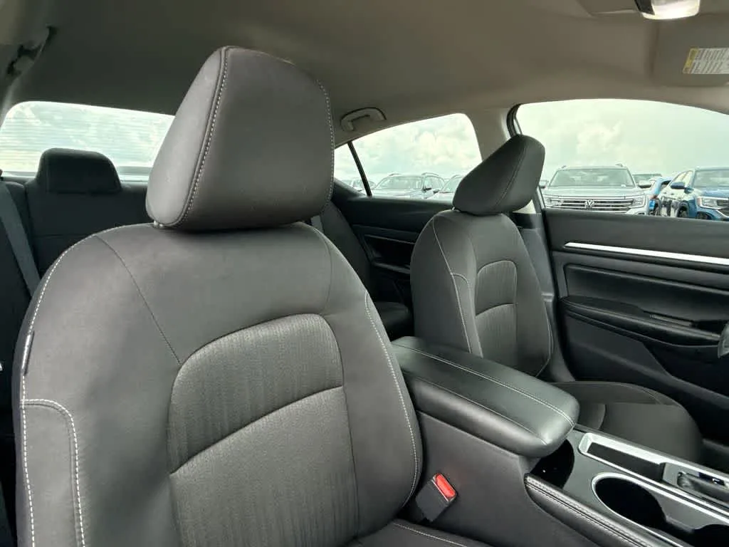 2023 Nissan Altima 2.5 SV photo 27