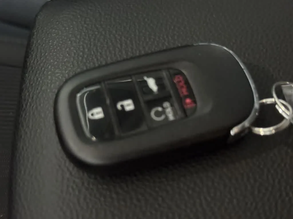 2024 Honda Civic EX-L photo 28
