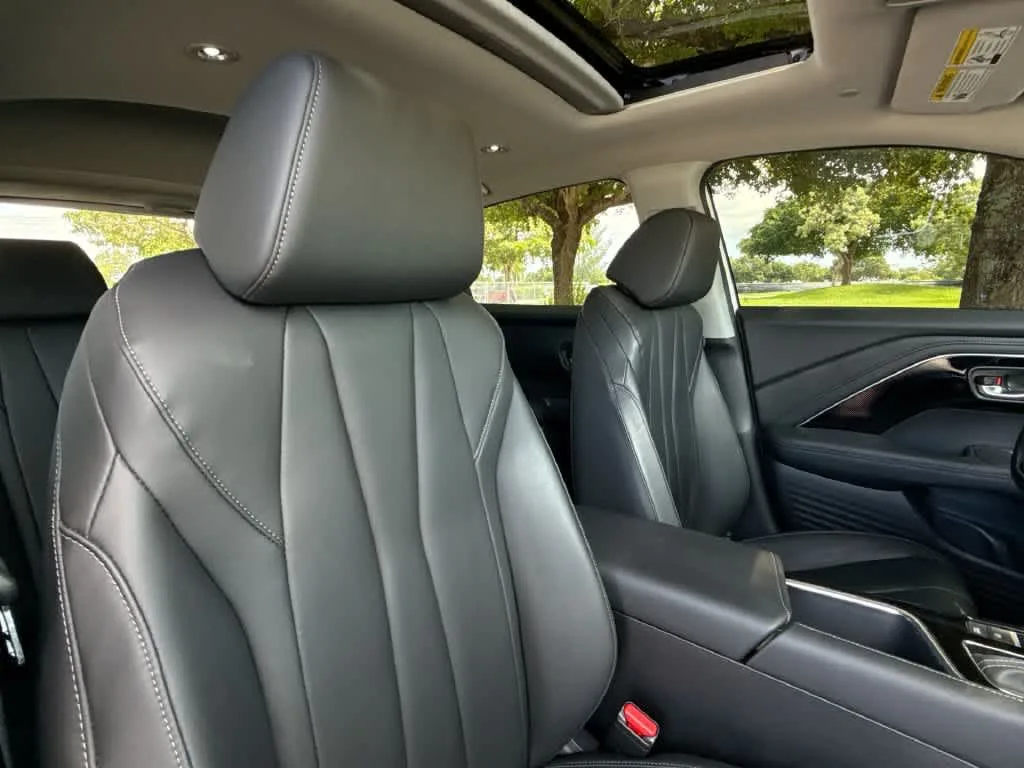 2025 Acura ADX AWD photo 27