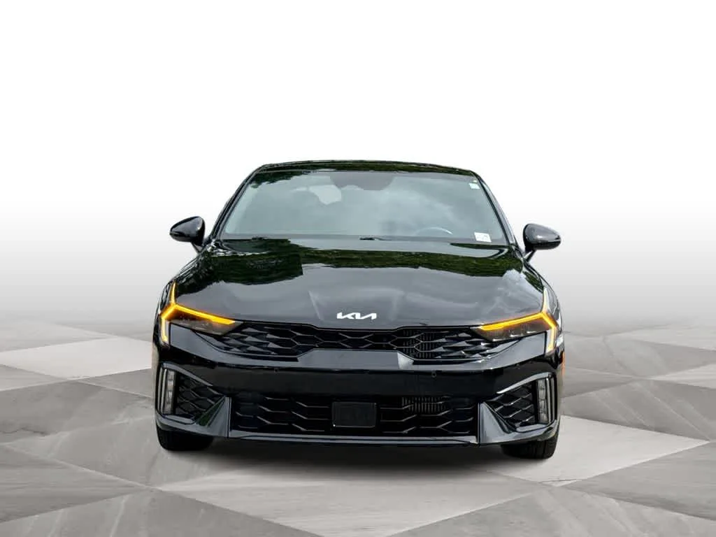 2025 Kia K5 GT photo 3
