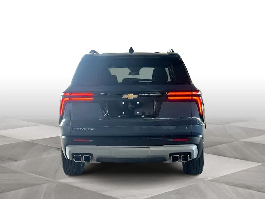 2024 Chevrolet Traverse FWD LT photo 7
