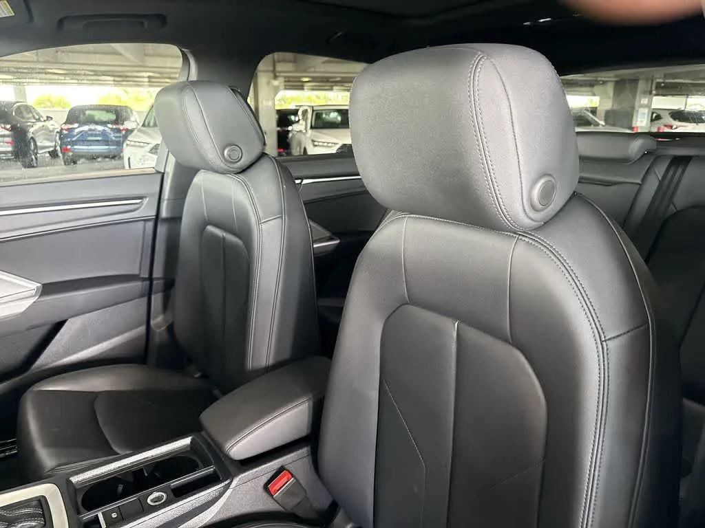 2025 Audi Q3 S line Premium photo 14