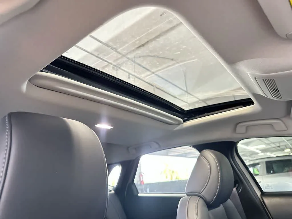 2024 Mazda CX-30 2.5 S Preferred Package photo 27