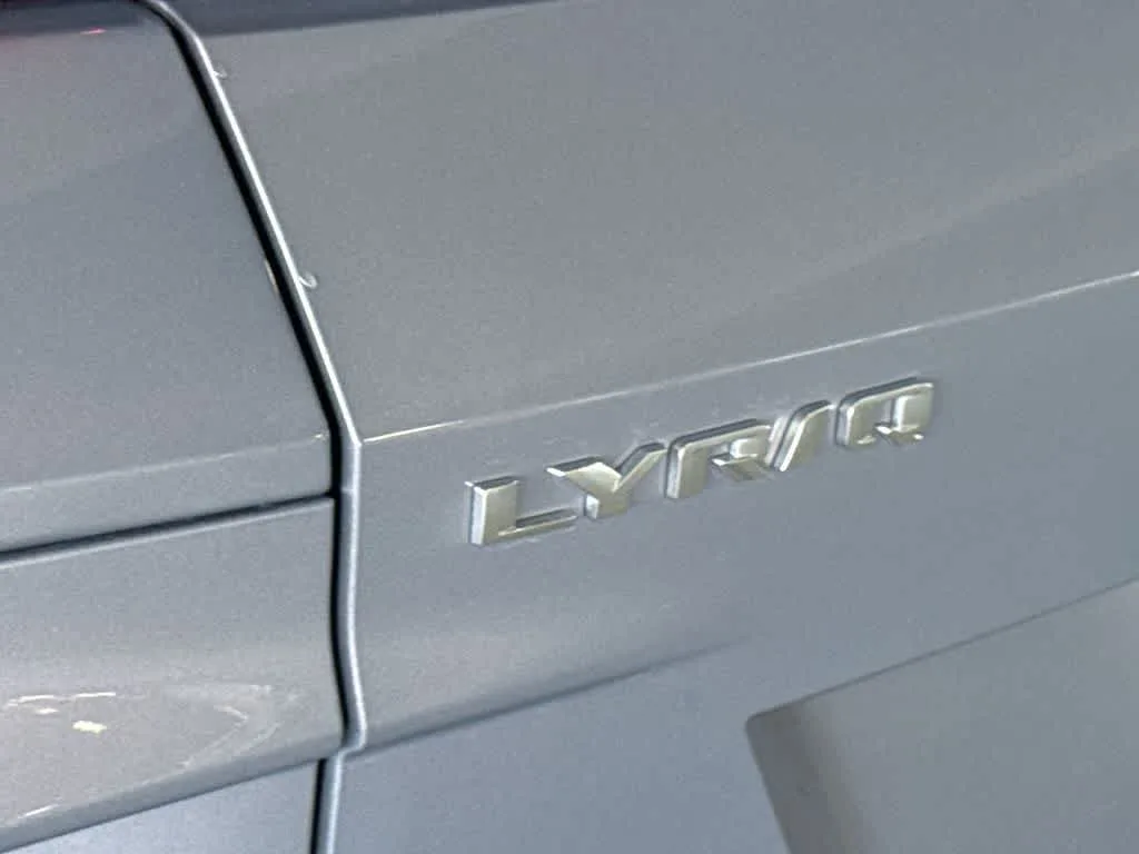2024 Cadillac LYRIQ Luxury photo 10