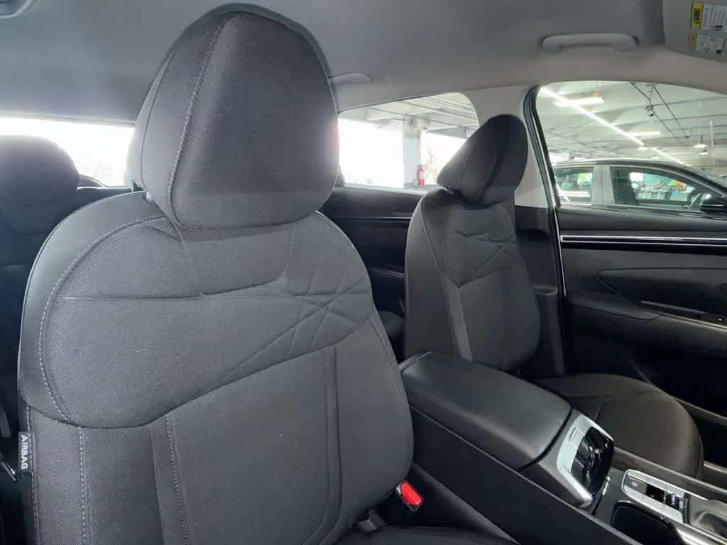 2024 Hyundai Tucson SE photo 27