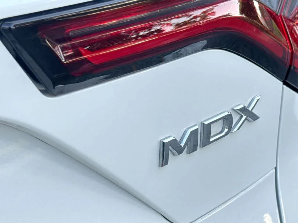 2025 Acura MDX w/A-Spec Package photo 10