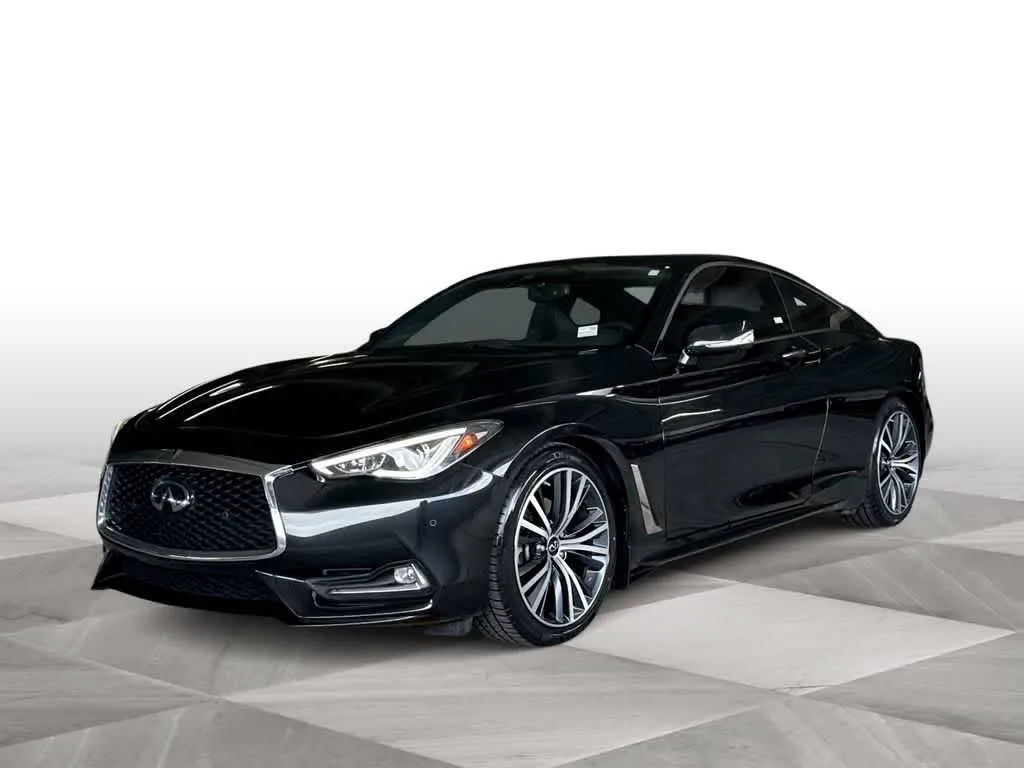 2022 INFINITI Q60 LUXE photo 4