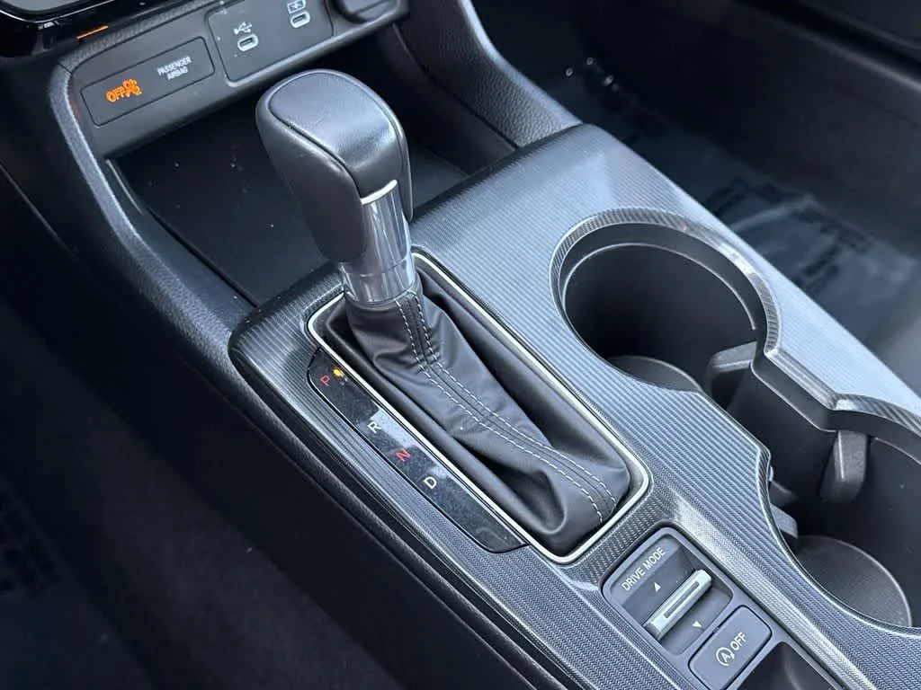 2025 Honda Civic Sport photo 20