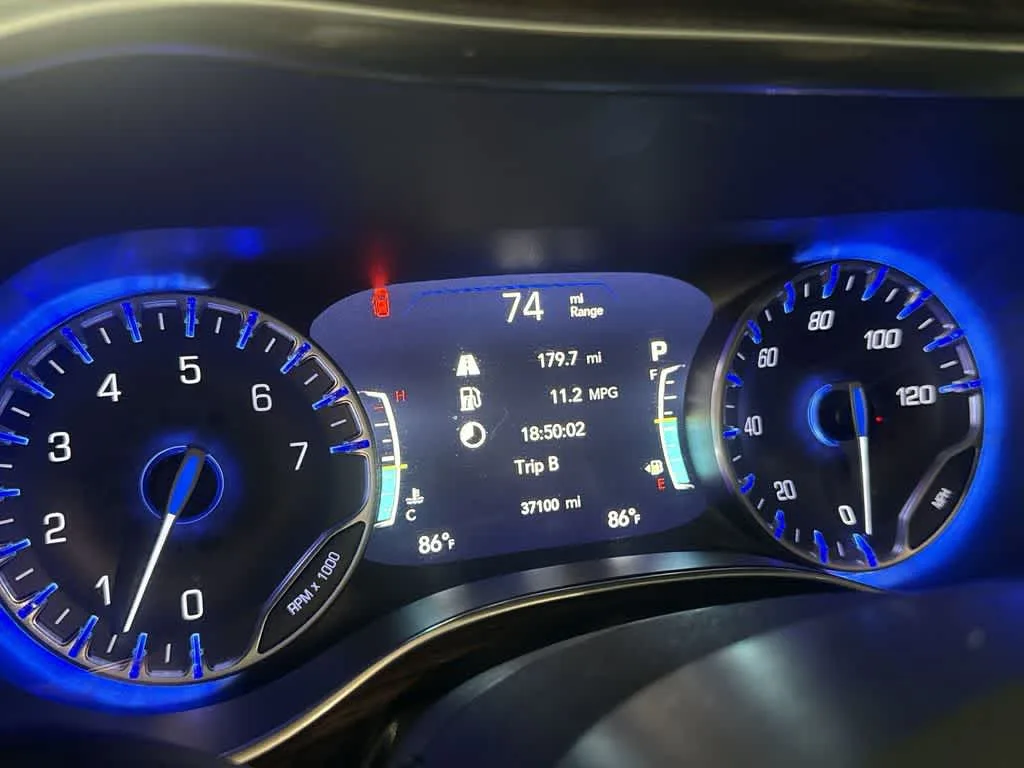 2023 Chrysler Pacifica Limited photo 16