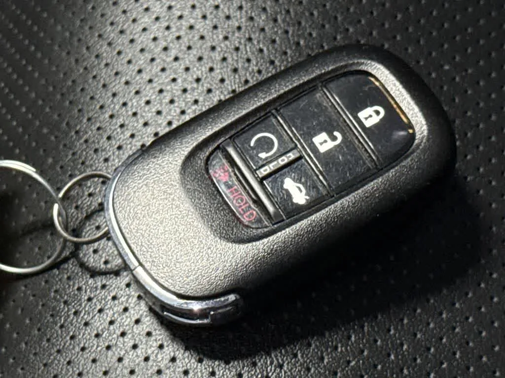 2025 Honda Accord Hybrid Sport-L photo 28