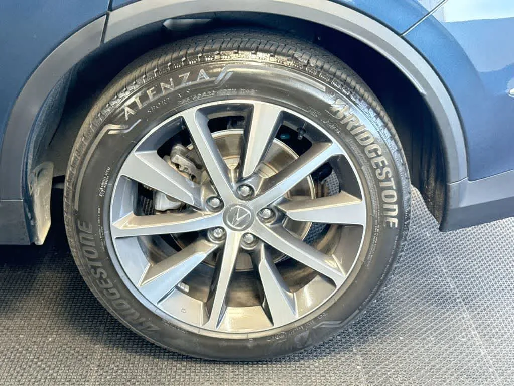 2025 Acura MDX w/Technology Package photo 11