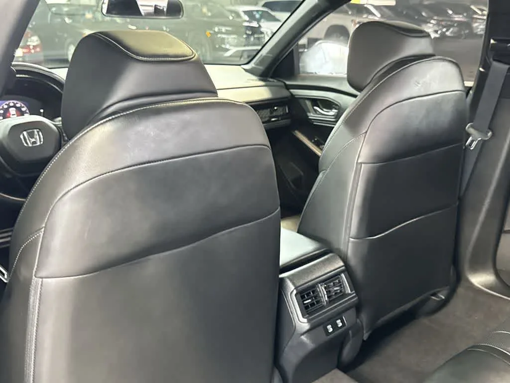 2025 Honda Accord Hybrid Sport-L photo 23