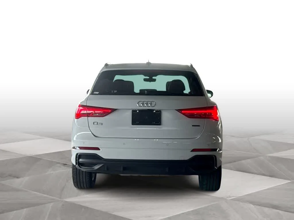 2025 Audi Q3 S line Premium photo 7