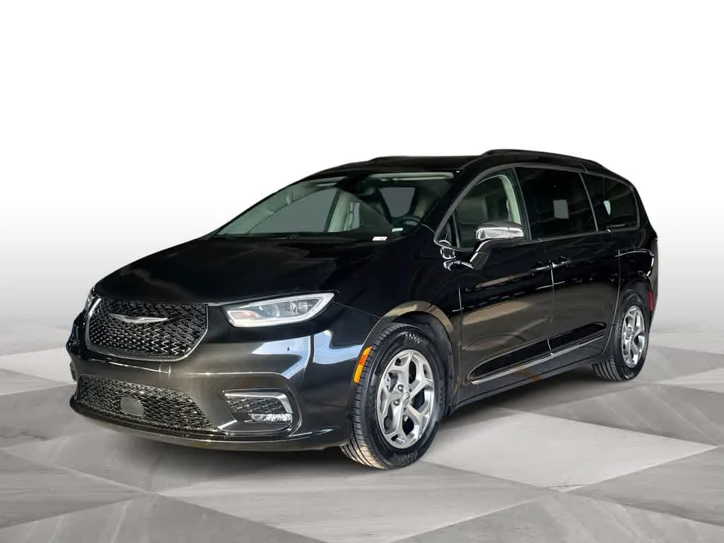 2023 Chrysler Pacifica Limited photo 4