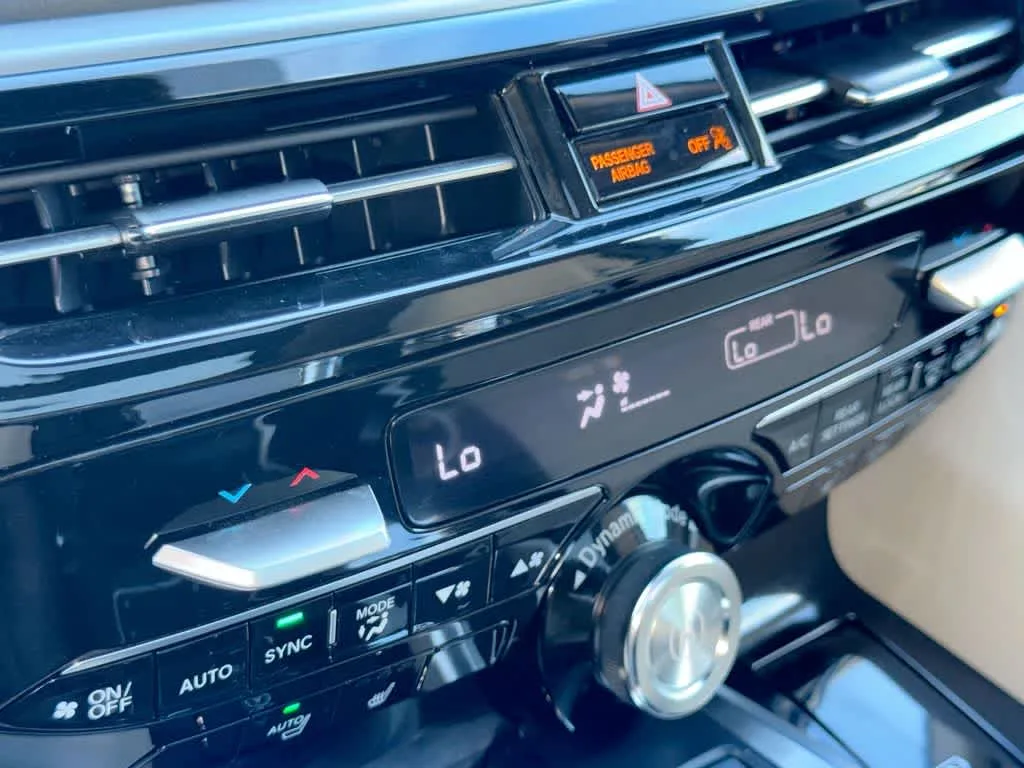 2024 Acura MDX w/Technology Package photo 25