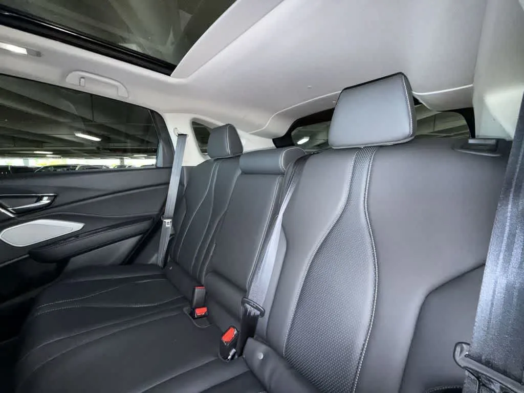 2025 Acura RDX w/Technology Package photo 22