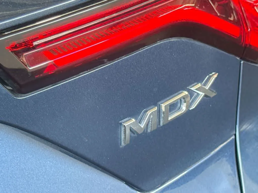 2025 Acura MDX w/Technology Package photo 10