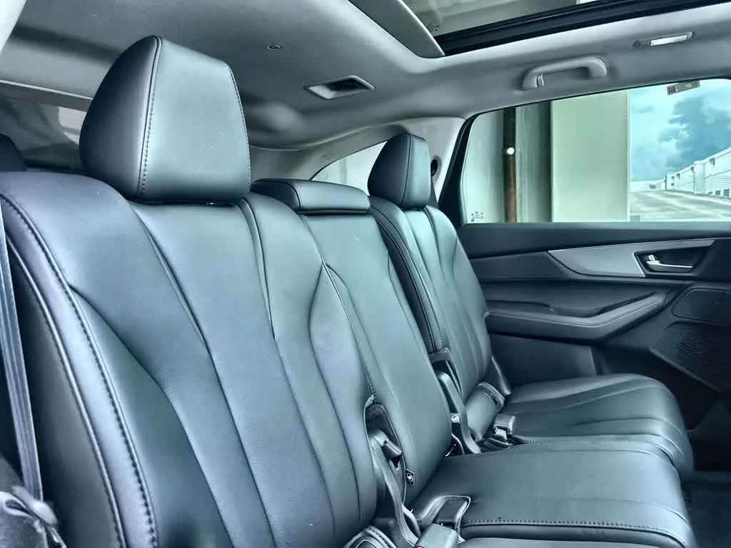 2025 Acura MDX FWD photo 26