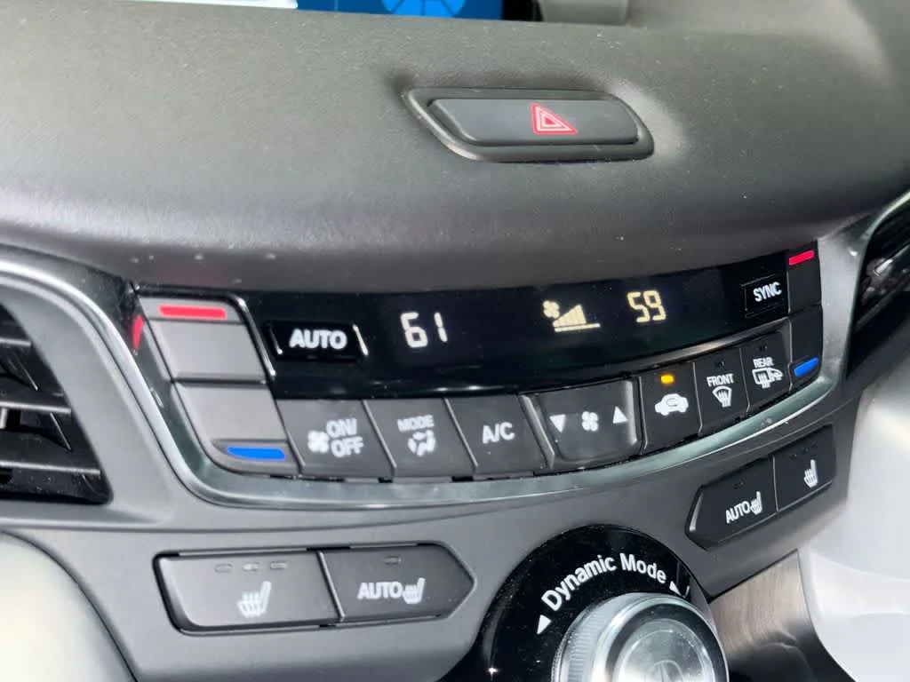 2023 Acura TLX w/Technology Package photo 19