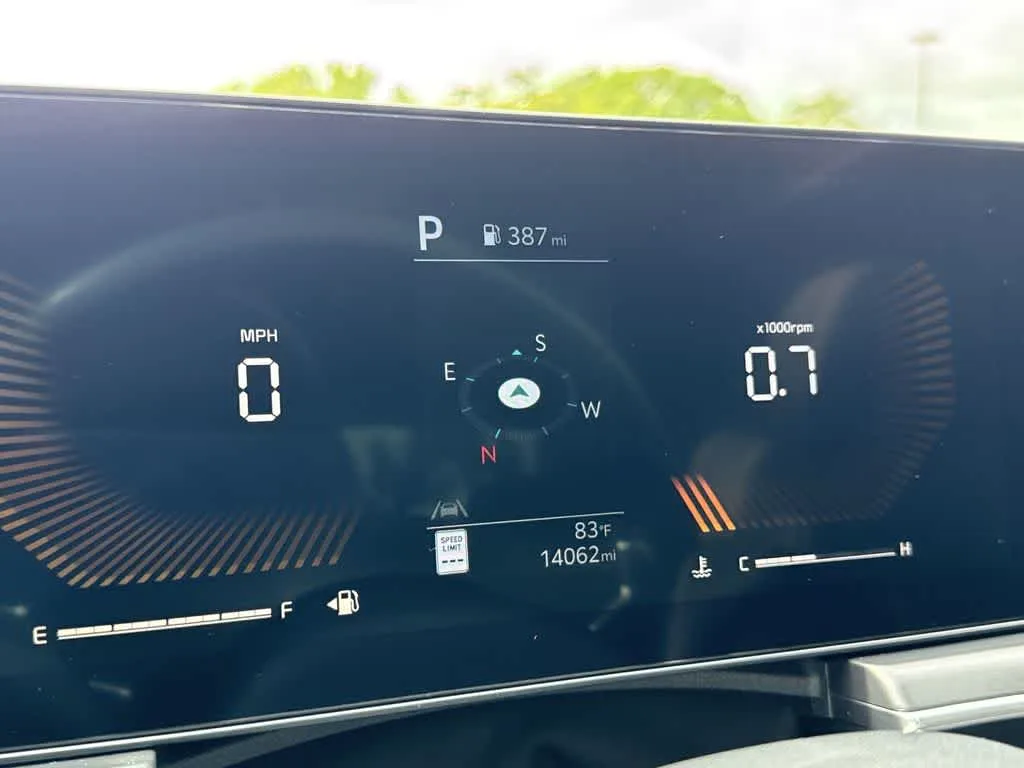 2025 Kia K5 GT photo 16