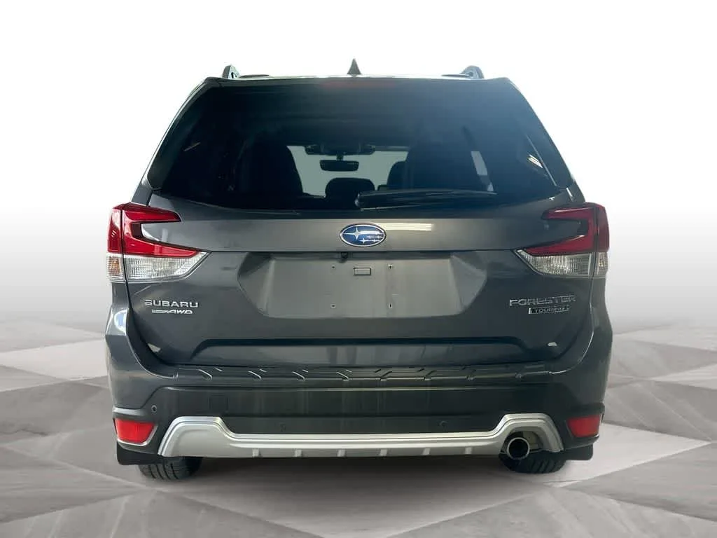 2024 Subaru Forester Touring photo 7