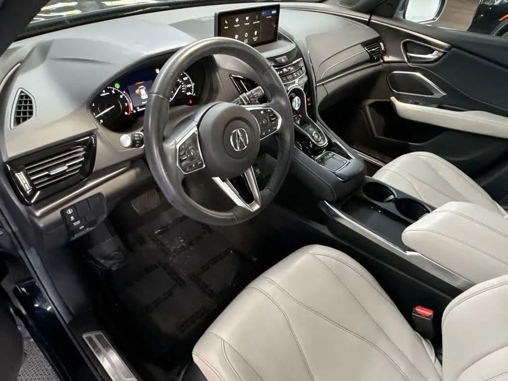 2025 Acura RDX SH-AWD photo 13