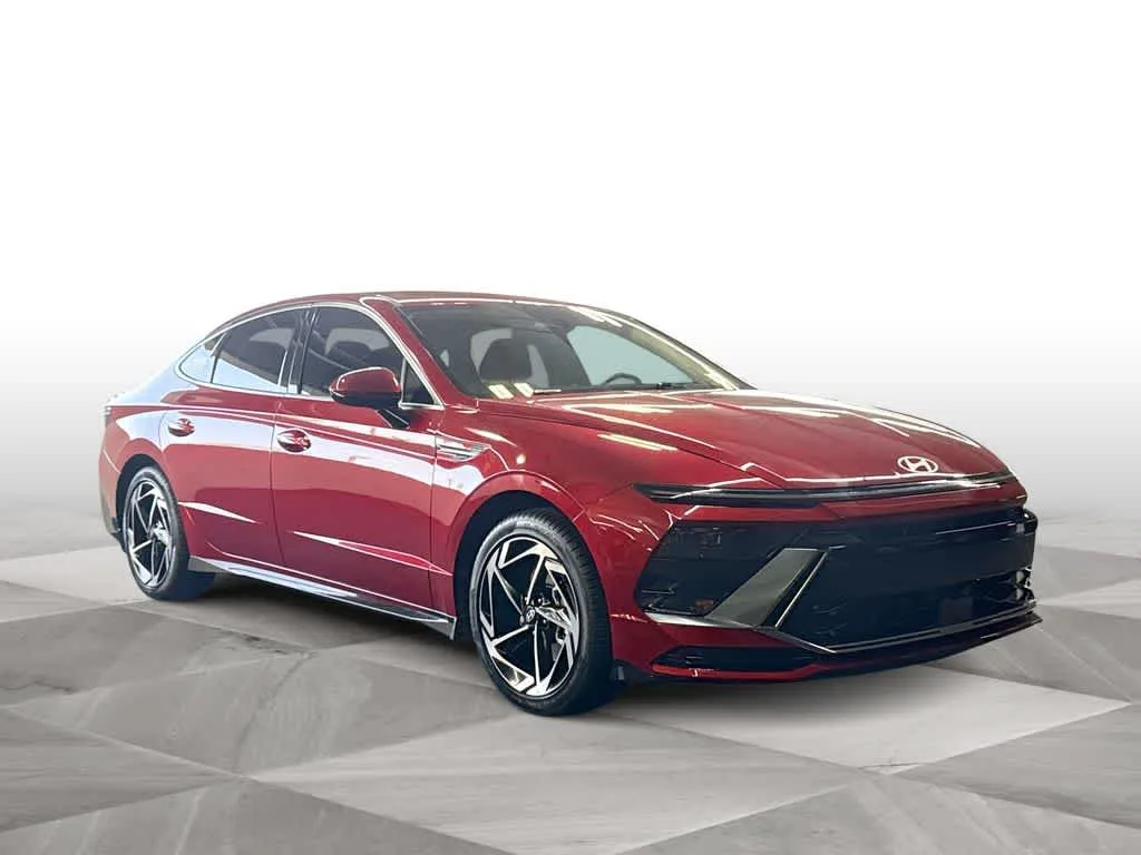 2026 Hyundai Sonata SEL Sport photo 2