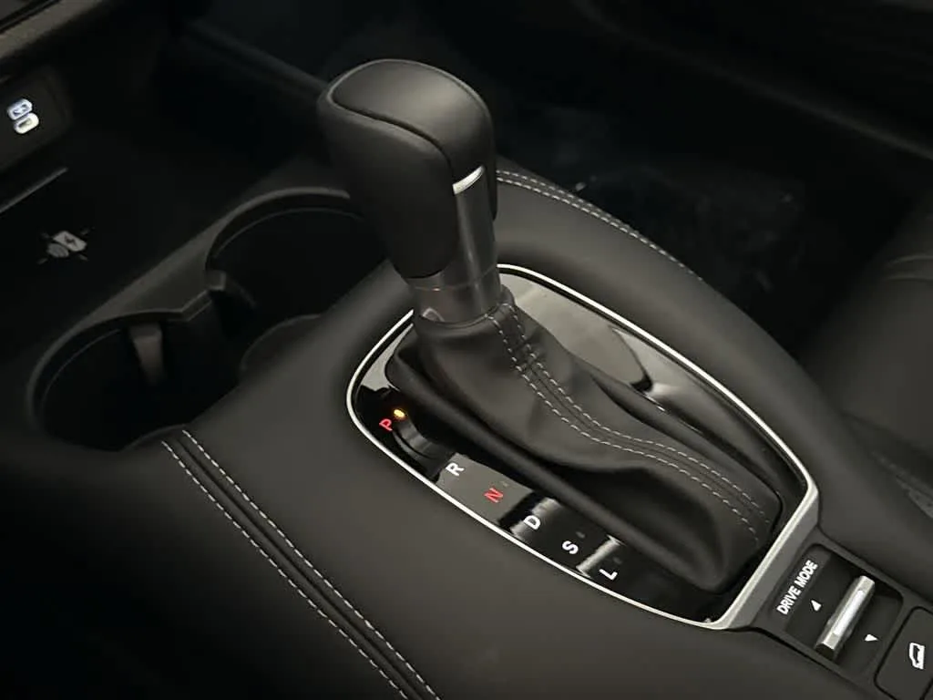 2026 Honda HR-V EX-L photo 21