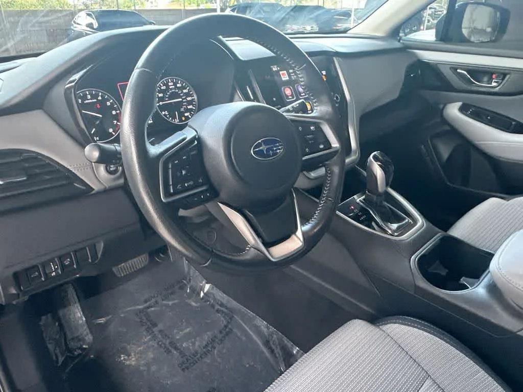 2025 Subaru Outback Premium photo 13