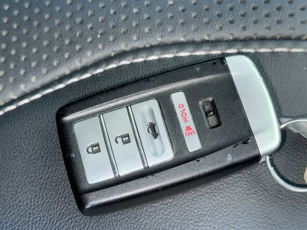 2023 Acura TLX w/Technology Package photo 28