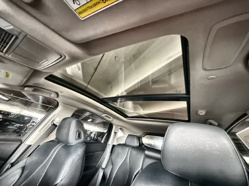 2024 Acura RDX w/Technology Package photo 17