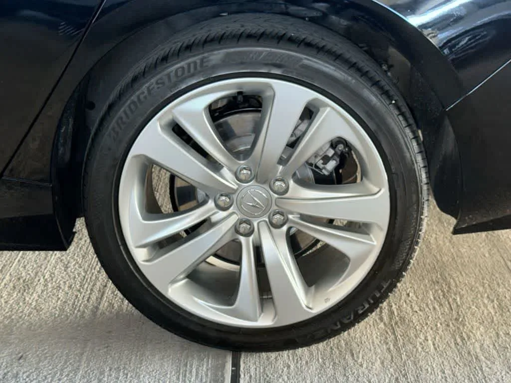 2023 Acura TLX w/Technology Package photo 11