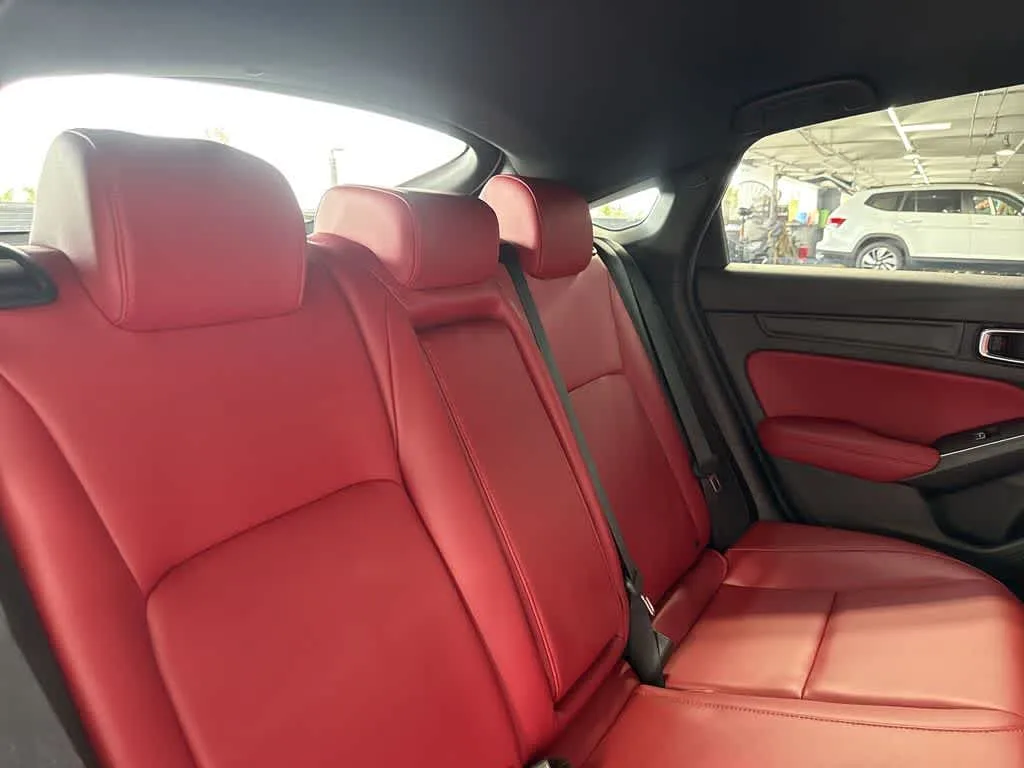 2025 Acura Integra w/A-Spec Technology Package photo 26