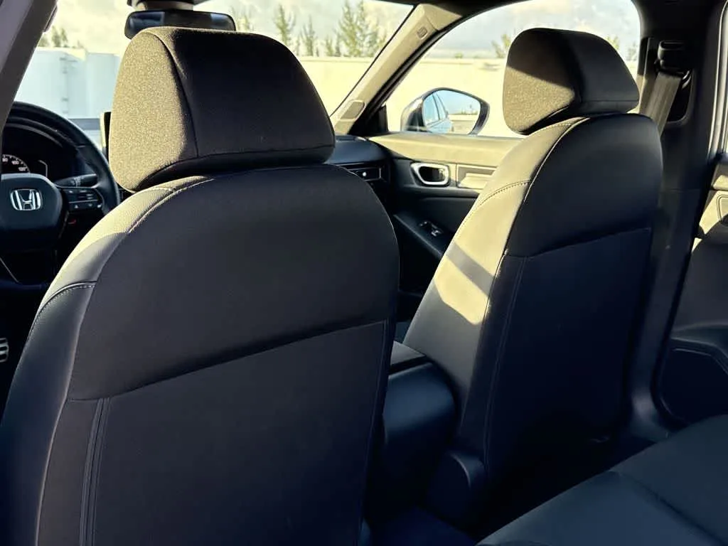 2025 Honda Civic Sport photo 23