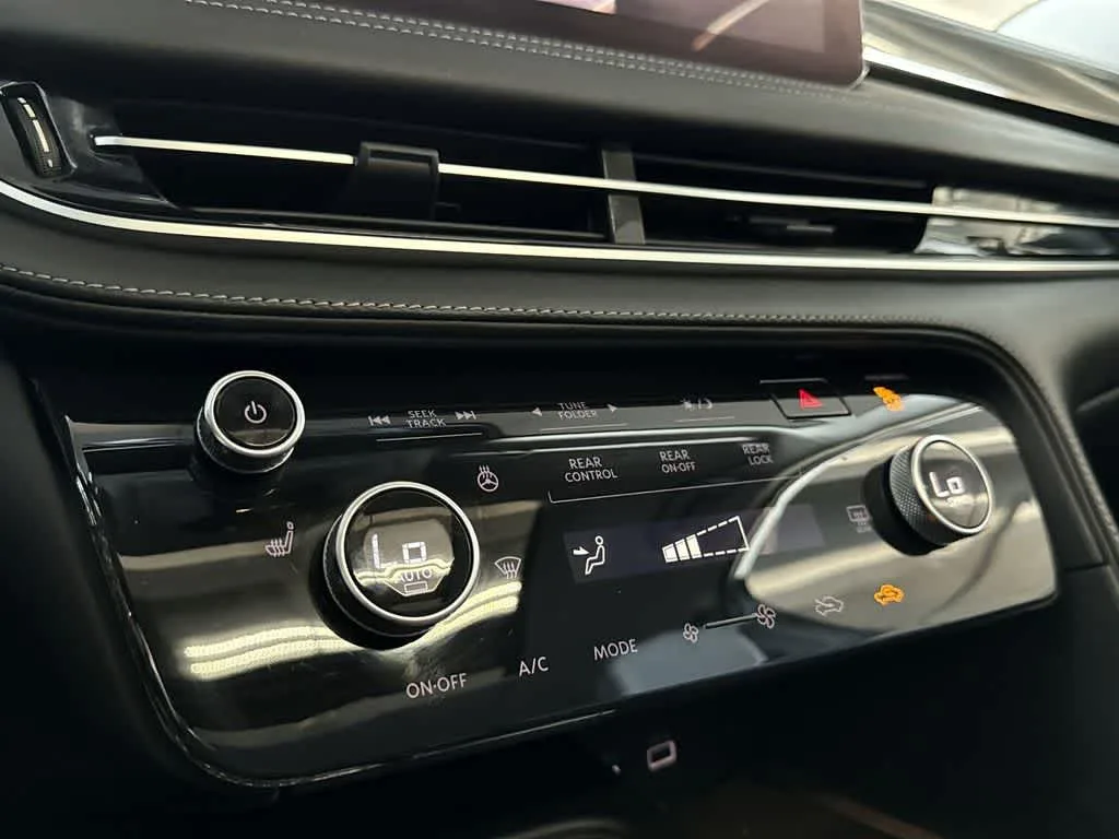 2023 INFINITI QX60 PURE photo 20