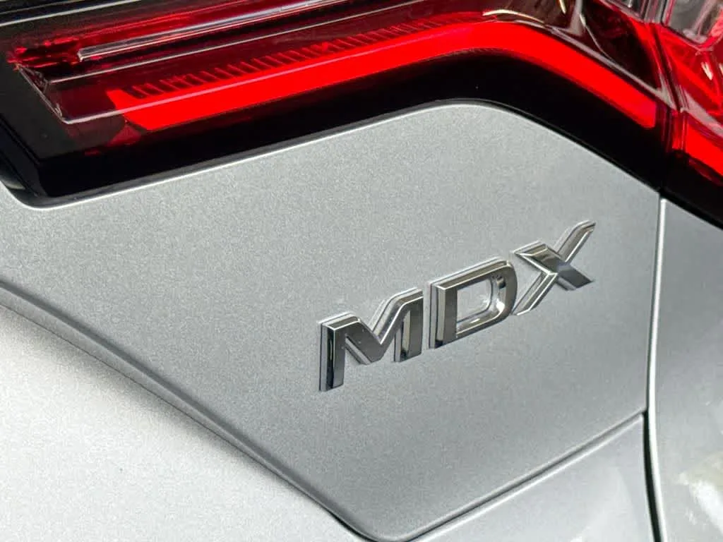 2026 Acura MDX w/Technology Package photo 10