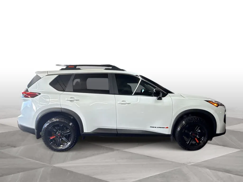 2025 Nissan Rogue Rock Creek photo 9