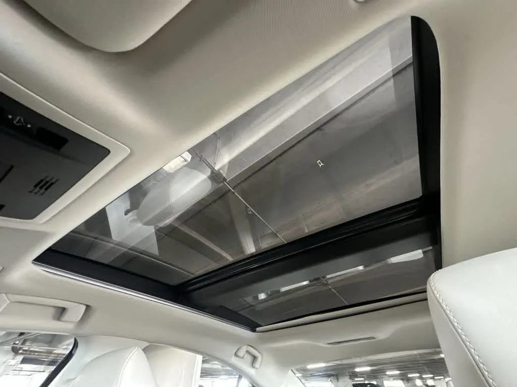 2025 Lexus ES 350 ES 350 photo 17