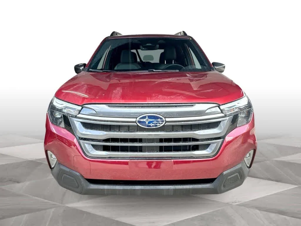 2025 Subaru Forester Premium photo 3