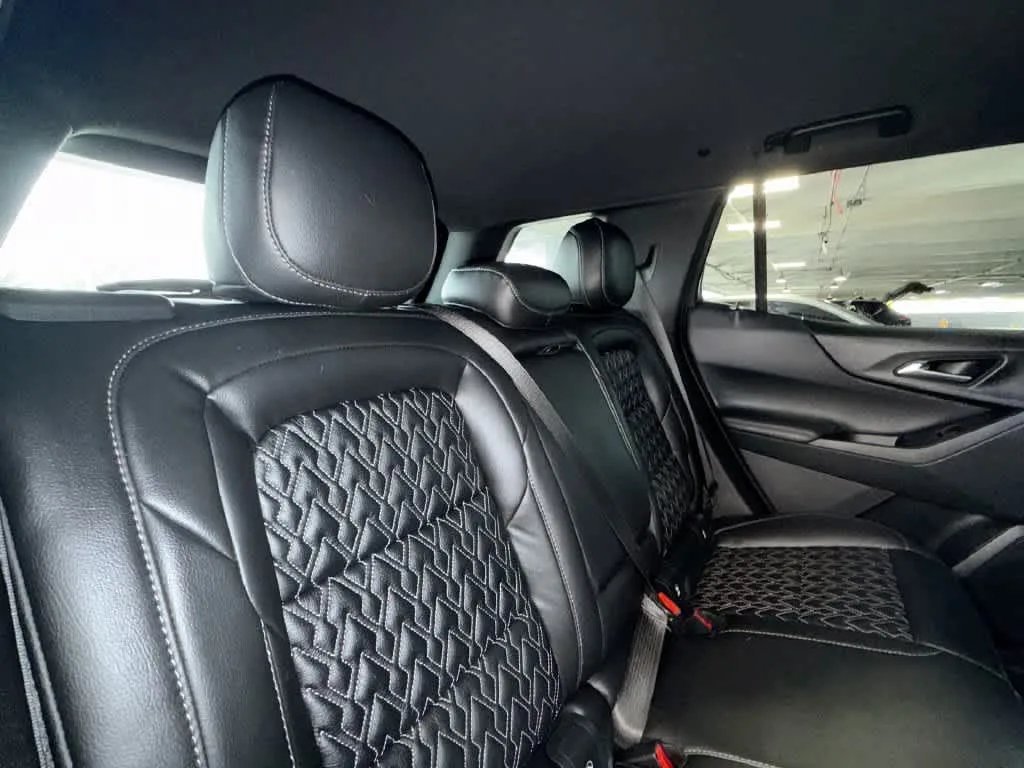 2025 Chevrolet Equinox FWD LT photo 26
