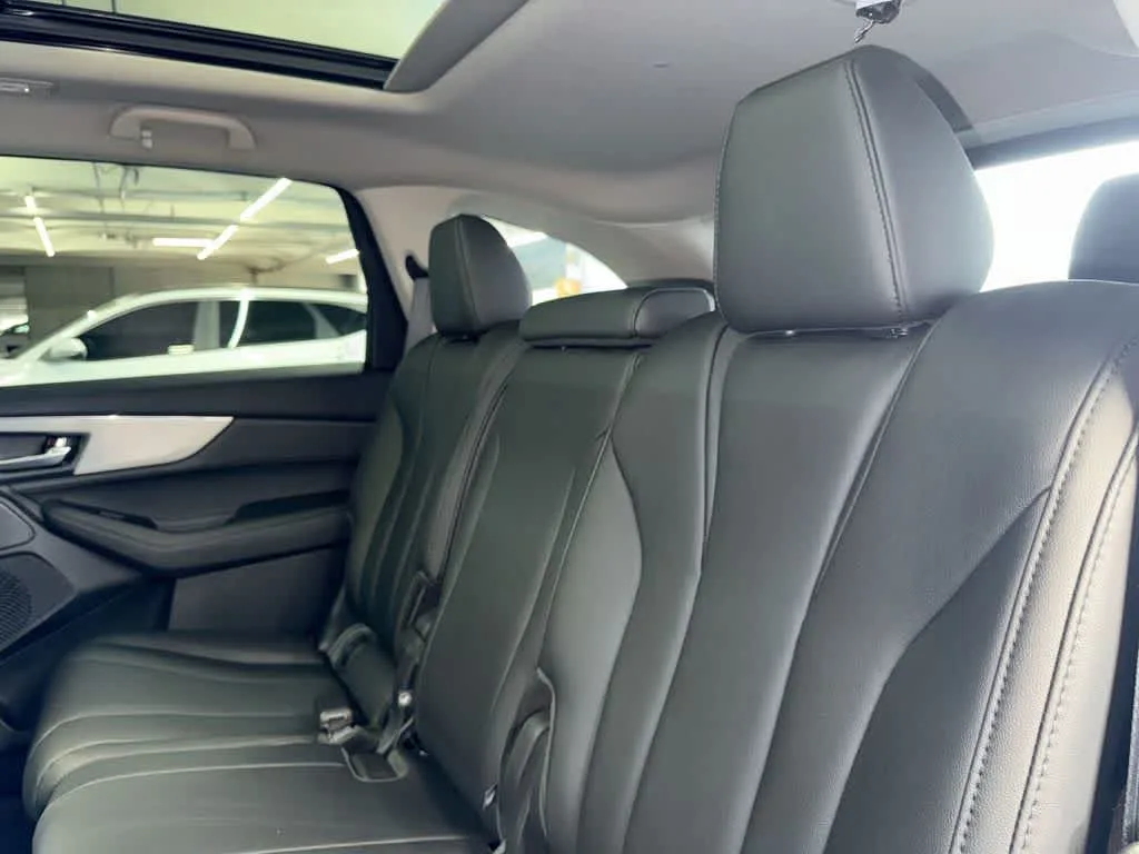 2025 Acura MDX FWD photo 22
