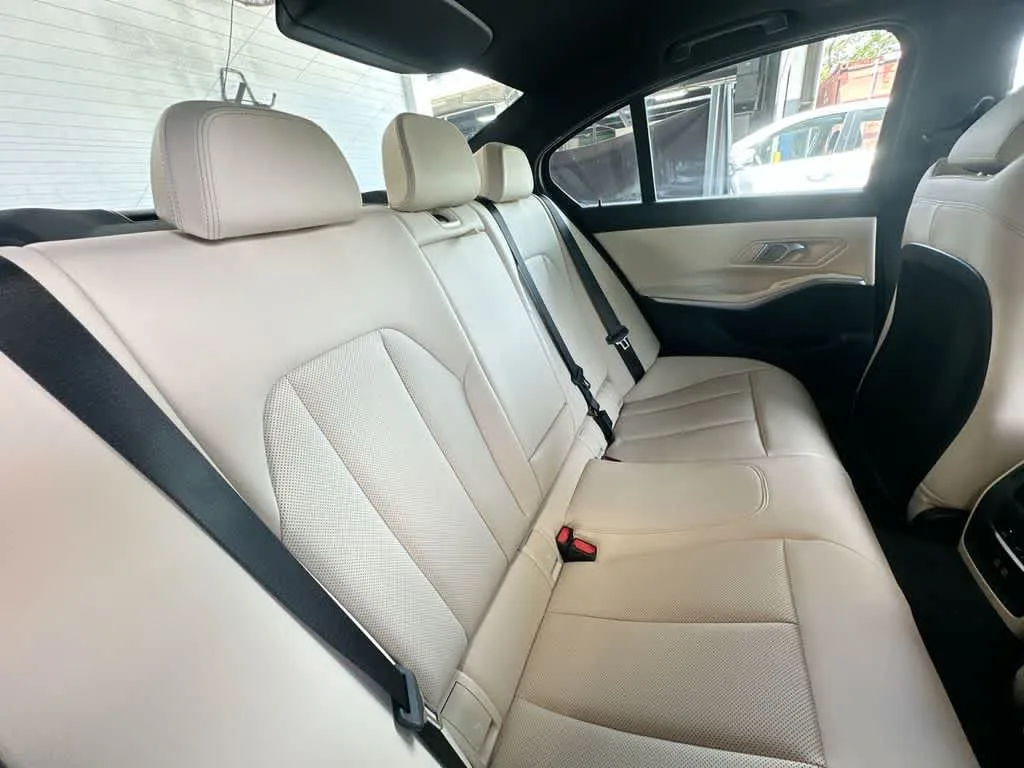 2026 BMW 330i NA 330i NA photo 26