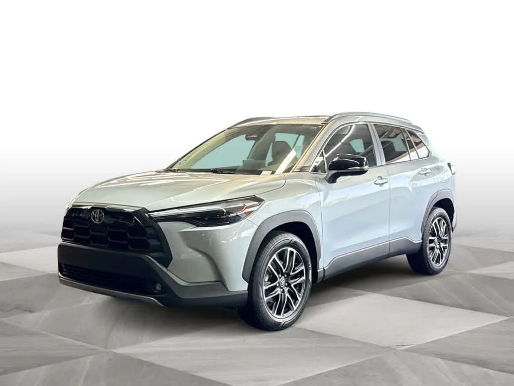2026 Toyota Corolla Cross XLE photo 4