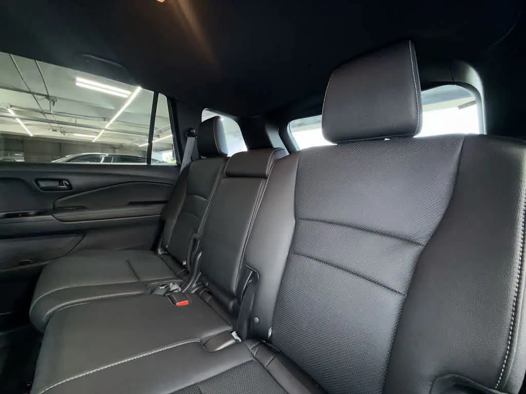 2024 Honda Passport EX-L photo 22