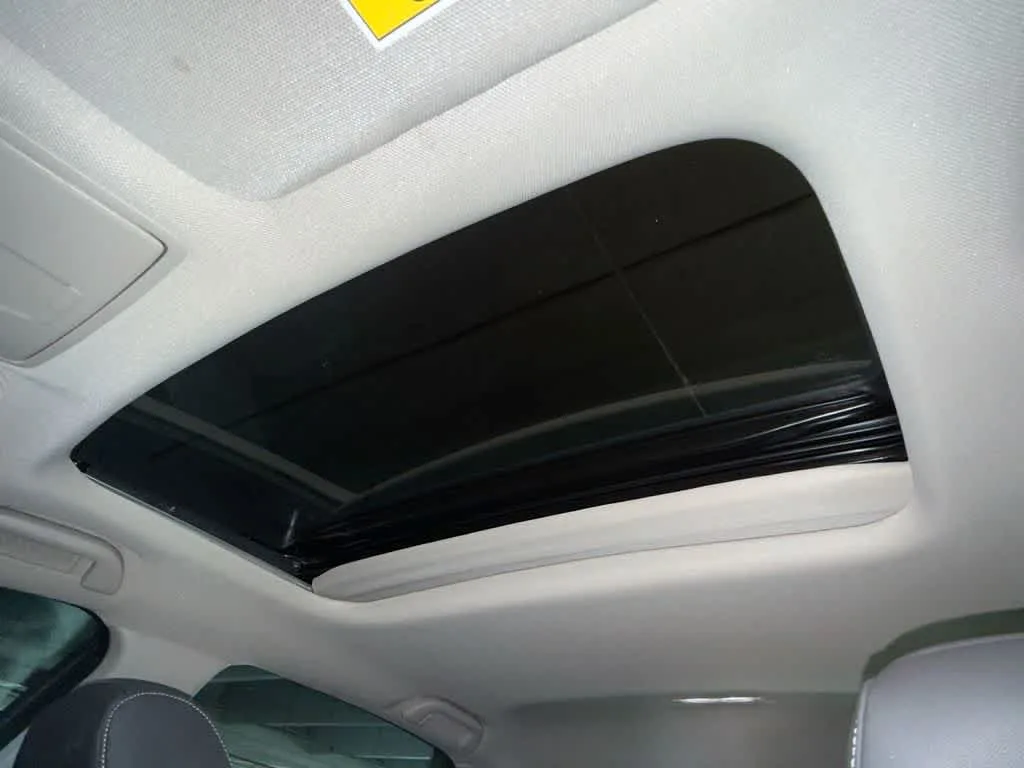 2023 Acura TLX w/Technology Package photo 21