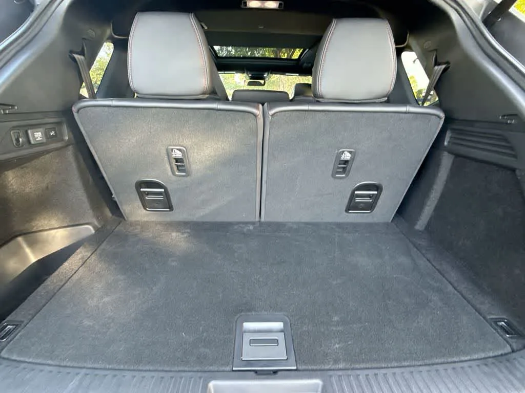 2025 Acura MDX w/A-Spec Package photo 25