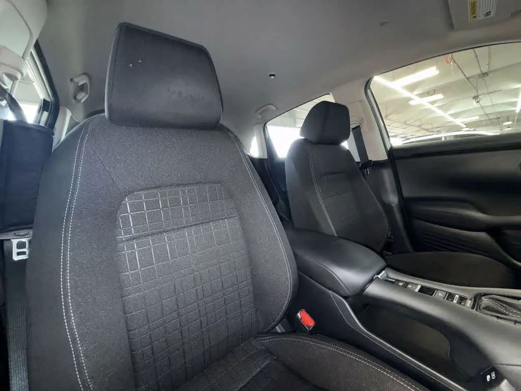 2024 Honda HR-V LX photo 27