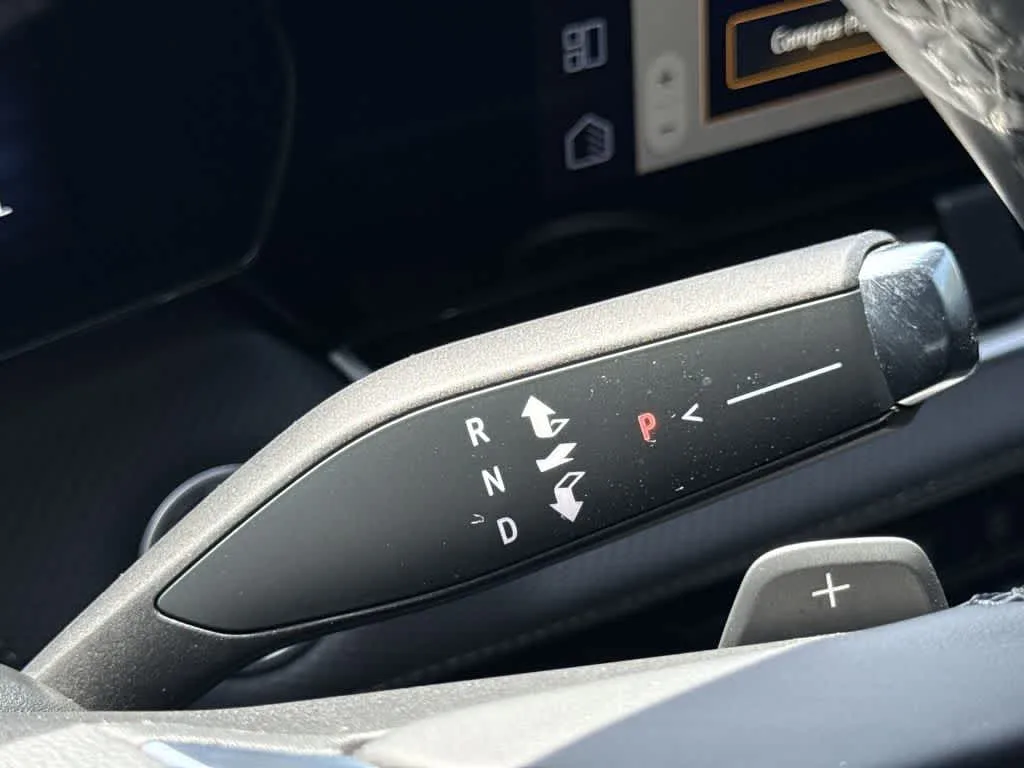 2025 Chevrolet Equinox FWD LT photo 21