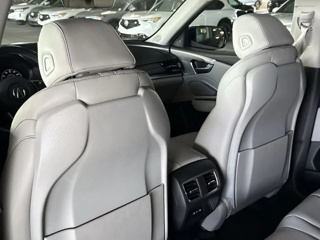 2023 Acura RDX w/Technology Package photo 23