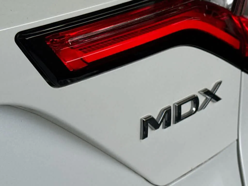 2023 Acura MDX w/Advance Package photo 10